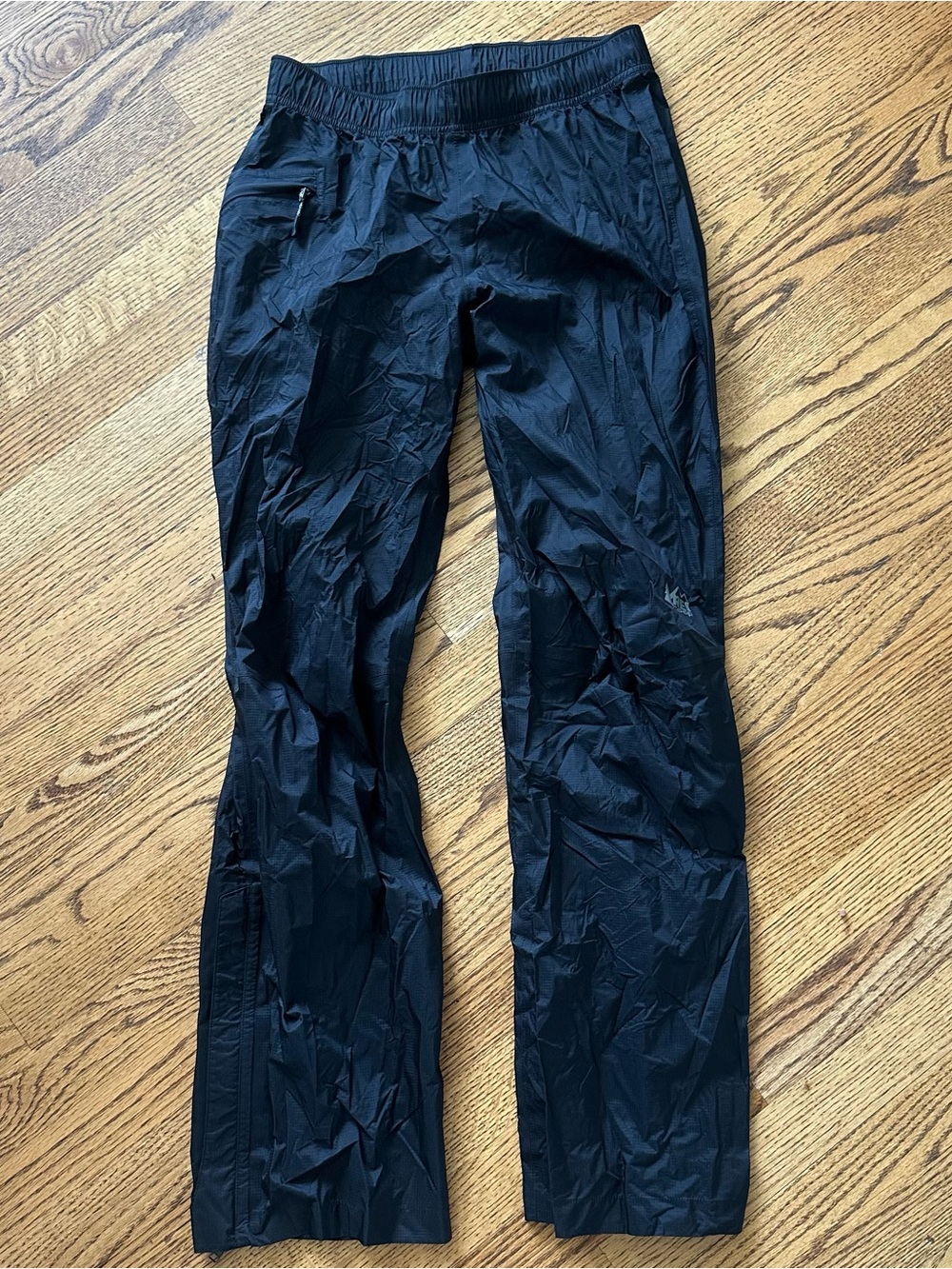 REI Black Women's Lightweight Water-Resistant Pants